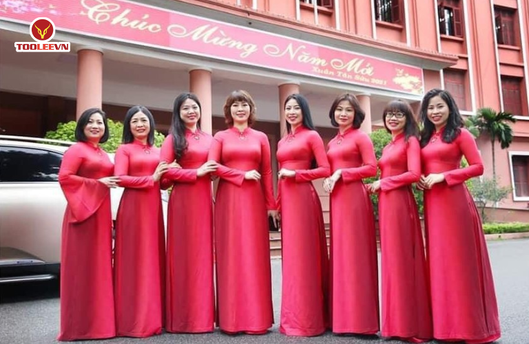 Mẫu áo dài đồng phục màu hồng